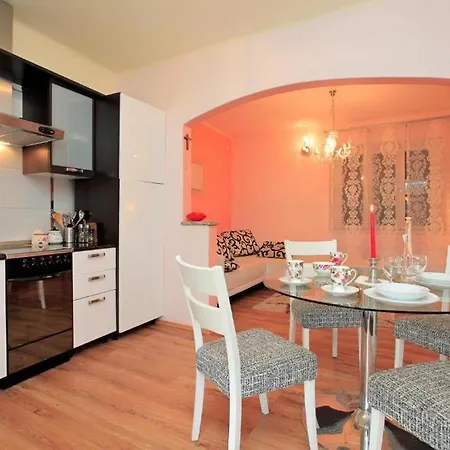 Tatil Evi House With A Parking Space Vela Luka, Korcula - 21165 Vela Luka
